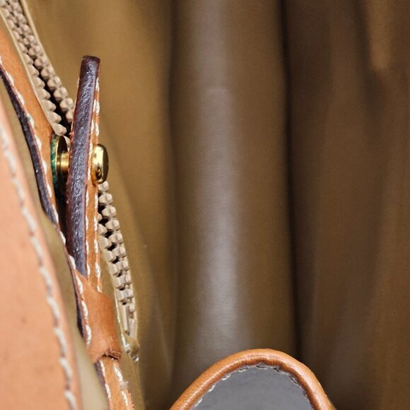 Céline Pochette Light Brown Macadam Crossbody - Picture 9 of 17